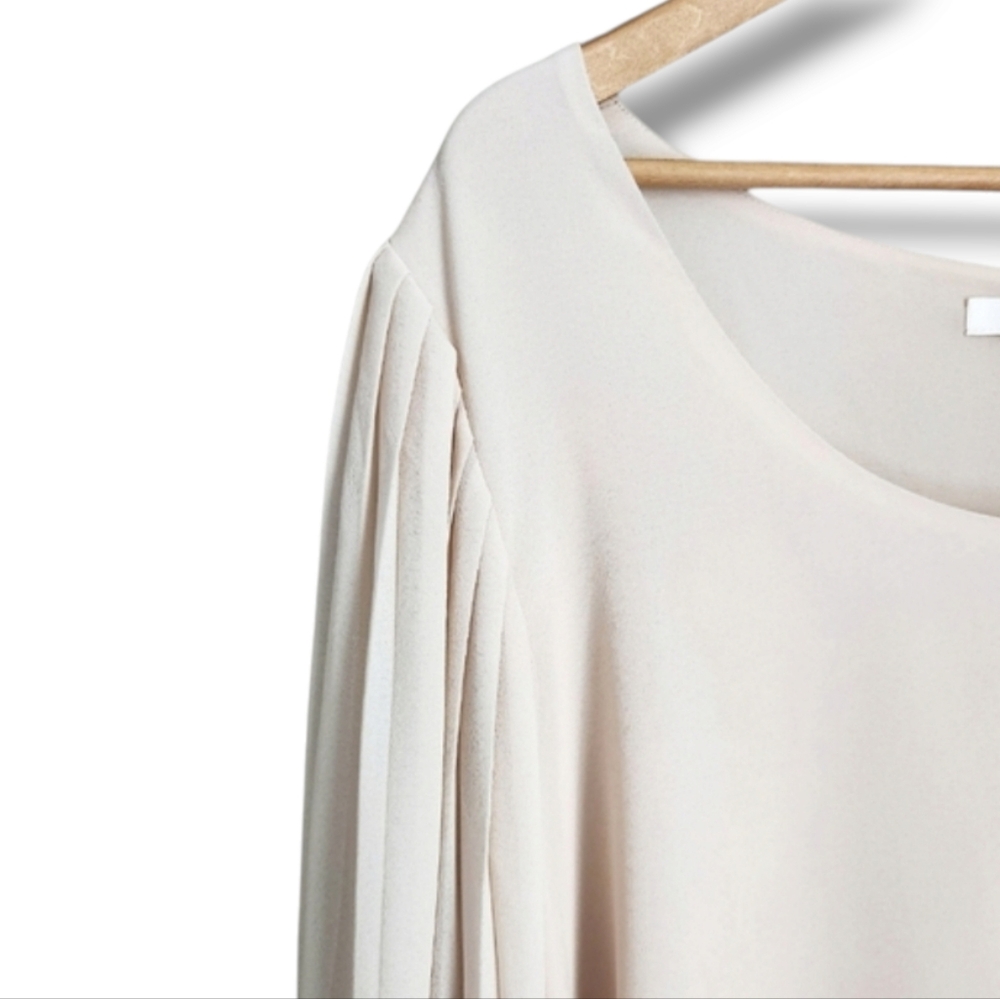 Rose & Olive Tiered Chiffon Pleated Bell Sleeve Blouse  | 3X - Picture 3 of 6